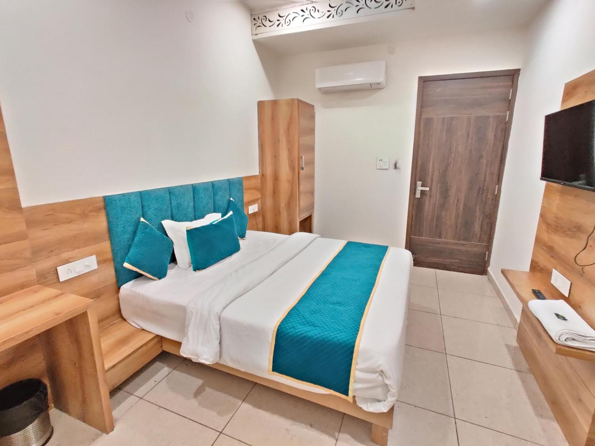 Hotel D S Inn Amritsar Zewnętrze zdjęcie