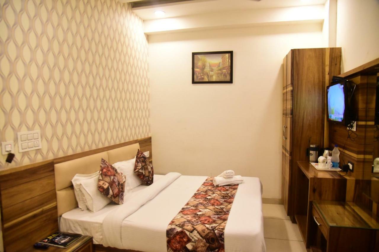 Hotel D S Inn Amritsar Zewnętrze zdjęcie