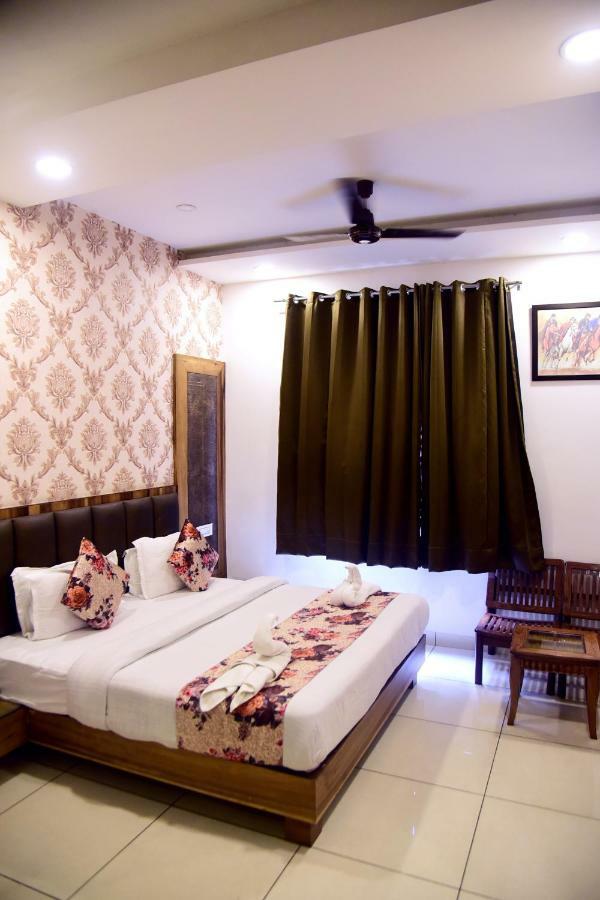 Hotel D S Inn Amritsar Zewnętrze zdjęcie